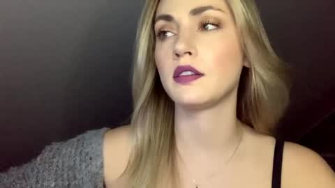 ScarlettxBlonde online show from May 2026 03:28:01 PM
