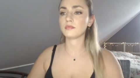 ScarlettxBlonde online show from June 2026 02:16:01 PM