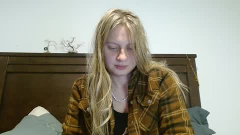 Snapshot of scartit chatting on February 2025 04:48:02 AM ScarTit Bernhard online show from February 2025 04:48:02 AM