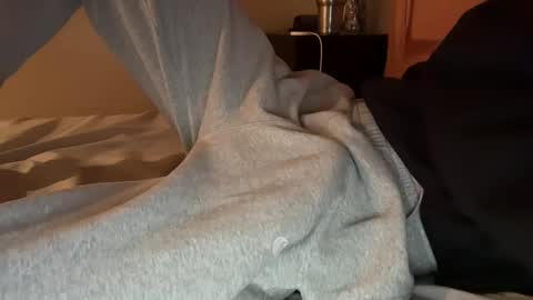 Snapshot of scb894682 chatting on January 2025 05:53:01 AM Skinny College Boy online show from January 2025 05:53:01 AM