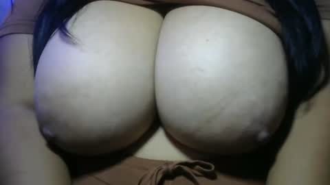 Snapshot of schoco_milf chatting on March 2026 01:17:01 PM mai latina online show from March 2026 01:17:01 PM