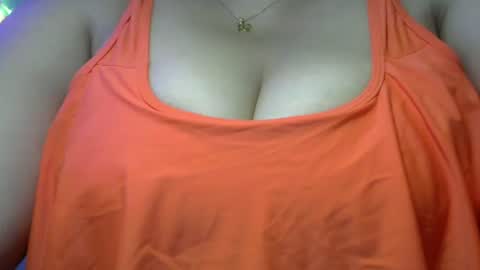 Snapshot of schoco_milf chatting on April 2026 11:22:02 AM mai latina online show from April 2026 11:22:02 AM