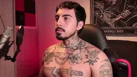 Snapshot of scockpion_ chatting on June 2026 05:23:02 AM Alejandro help me to reach 200 thumps up online show from June 2026 05:23:02 AM