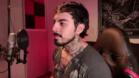 Snapshot of scockpion_ chatting on July 2026 07:58:02 AM Alejandro help me to reach 200 thumps up online show from July 2026 07:58:02 AM