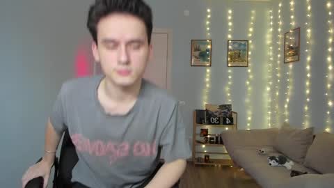 Snapshot of scooby_r chatting on December 2024 09:23:01 AM Thomas brunette and Alex blond online show from December 2024 09:23:01 AM