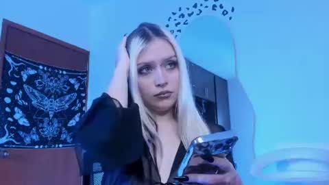 Snapshot of scorpiogoddesss chatting on July 2026 06:18:01 PM Goddess online show from July 2026 06:18:01 PM