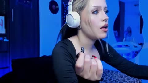 Goddess online show from February 2026 12:29:01 AM