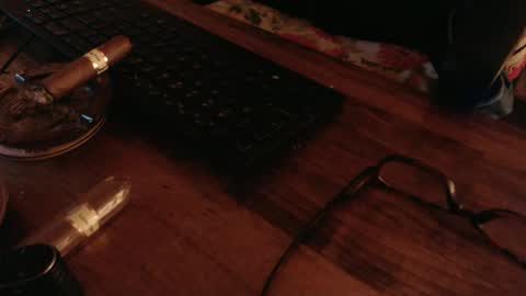 scott1usa online show from February 2025 02:06:01 AM