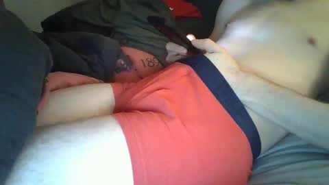 Snapshot of scott8925 chatting on February 2025 09:29:01 PM scott8925 online show from February 2025 09:29:01 PM