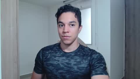 Snapshot of scott_brasher1 chatting on January 2025 08:37:02 PM Twitter Scott brasher1 Instagram Camiloestuardo2 online show from January 2025 08:37:02 PM