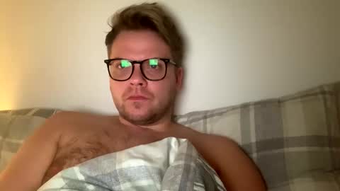 scottishboy6890 online show from February 2025 12:17:02 AM