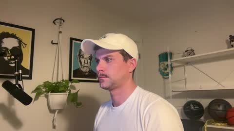 Snapshot of scottybeam chatting on February 2025 02:50:02 AM Scotty online show from February 2025 02:50:02 AM