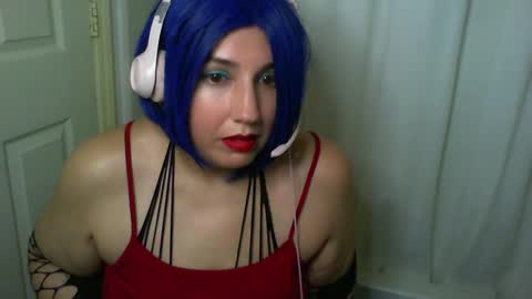 Danni online show from November 2025 10:15:01 AM