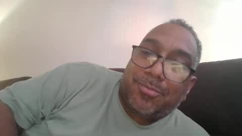 Snapshot of sdblkmale2131 chatting on September 2025 10:20:01 PM sdblkmale2131 online show from September 2025 10:20:01 PM