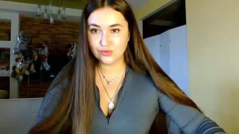 Elizabeth  online show from November 2025 08:46:01 AM