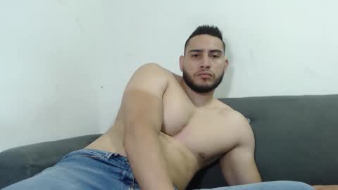 seank_noszka online show from February 2026 04:25:02 PM