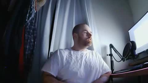 seanv26 online show from December 2025 03:47:02 AM