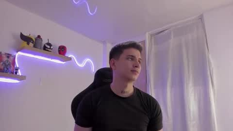 Sebastin online show from December 2025 11:13:02 PM