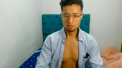 SEBASTIAN online show from June 2026 04:21:01 AM