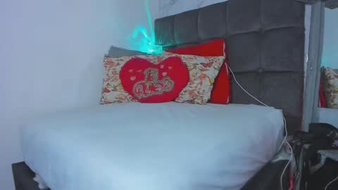 Snapshot of sebas_n_aly chatting on September 2025 12:55:01 AM ely online show from September 2025 12:55:01 AM