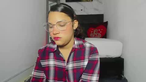 Snapshot of sebas_n_aly chatting on October 2025 11:52:02 AM ely online show from October 2025 11:52:02 AM