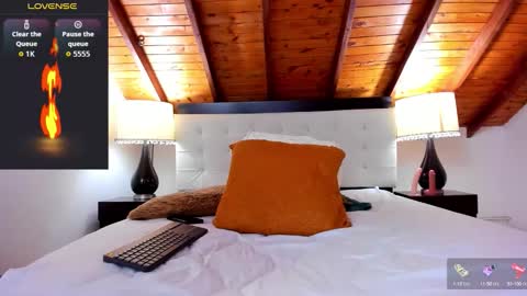 Sebastian Berne online show from October 2025 07:34:01 PM