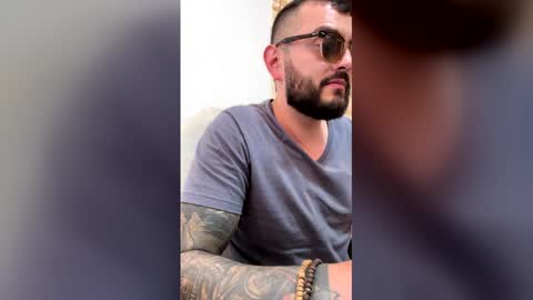 sebastian_ferreira online show from February 2026 05:33:01 PM