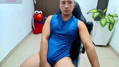 juan  sebastian online show from October 2025 05:01:01 PM