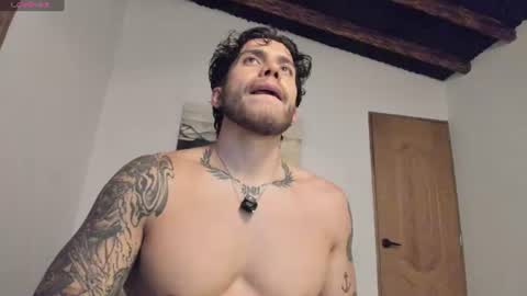 Snapshot of sebastianortizm chatting on June 2026 01:52:01 AM Lucian Sinclair online show from June 2026 01:52:01 AM