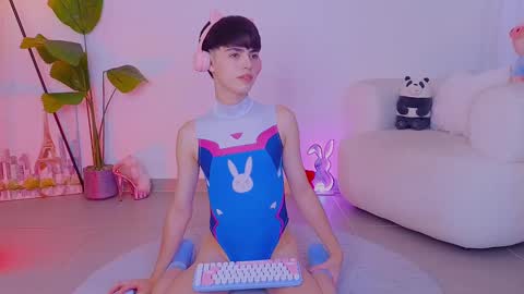 sebby online show from October 2025 07:09:02 PM