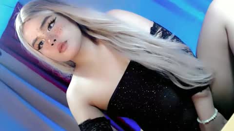 kwen online show from March 2026 07:18:02 PM