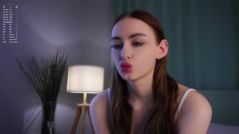 Snapshot of secrethustle chatting on February 2026 01:58:01 PM Lily online show from February 2026 01:58:01 PM