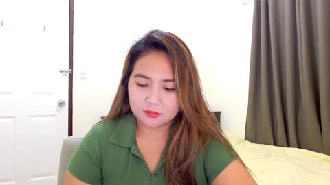 Snapshot of secretlover010101 chatting on December 2024 02:09:01 AM MILAN online show from December 2024 02:09:01 AM