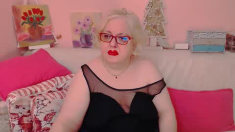 Snapshot of secretloverbbw chatting on September 2025 07:03:02 PM Alice online show from September 2025 07:03:02 PM