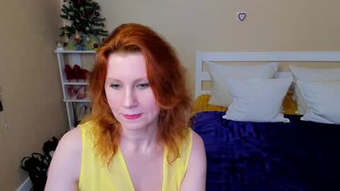 seductive_foxy_ online show from December 2025 06:59:02 PM