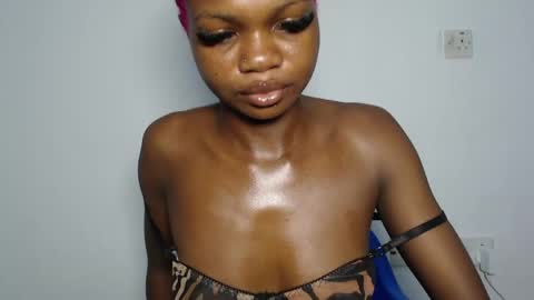 Snapshot of seductive_sugar247 chatting on April 2026 06:33:01 AM seductive_sugar247 online show from April 2026 06:33:01 AM