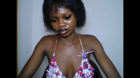 Snapshot of seductive_sugar247 chatting on May 2026 03:52:01 PM seductive_sugar247 online show from May 2026 03:52:01 PM