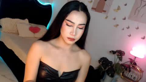 Vanessa online show from June 2026 06:10:01 PM