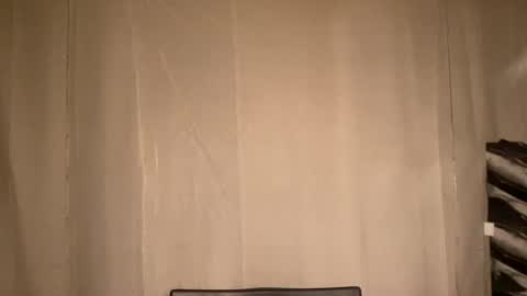 Snapshot of seductive_william chatting on May 2026 11:06:01 AM William online show from May 2026 11:06:01 AM