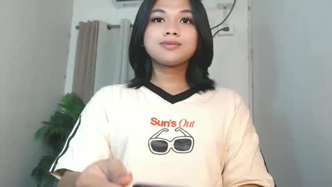 Deluxe online show from May 2026 09:20:02 PM