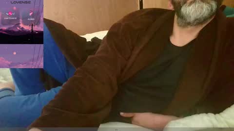 Snapshot of seewolf1000 chatting on February 2025 03:18:02 PM seewolf1000 online show from February 2025 03:18:02 PM