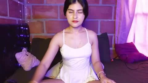 Snapshot of seleena_01 chatting on July 2026 10:53:02 PM seleena_01 online show from July 2026 10:53:02 PM