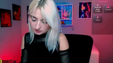 selena addison online show from November 2025 09:24:02 PM