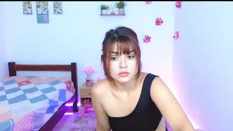 Selena  Andress online show from June 2026 03:59:01 AM