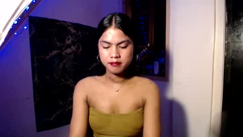 selena_fox2000 online show from June 2026 12:25:01 PM