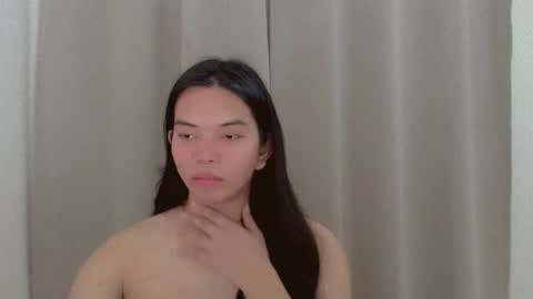 Snapshot of selena_fuckdoll chatting on December 2024 03:02:02 AM Selena online show from December 2024 03:02:02 AM