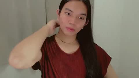 Snapshot of selena_fuckdoll chatting on December 2024 06:13:02 AM Selena online show from December 2024 06:13:02 AM