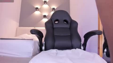 Selena online show from February 2026 11:17:01 AM