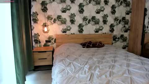 Selena online show from March 2026 04:18:01 AM