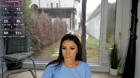 Selena online show from December 2024 07:14:01 AM